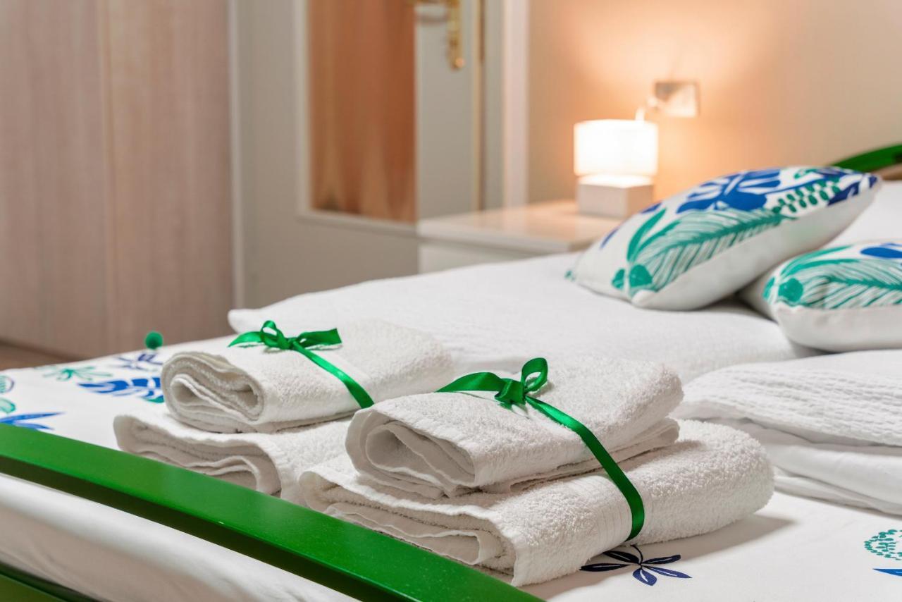 Iseo Portelle Holiday With Private Parking And Bike Storage Экстерьер фото