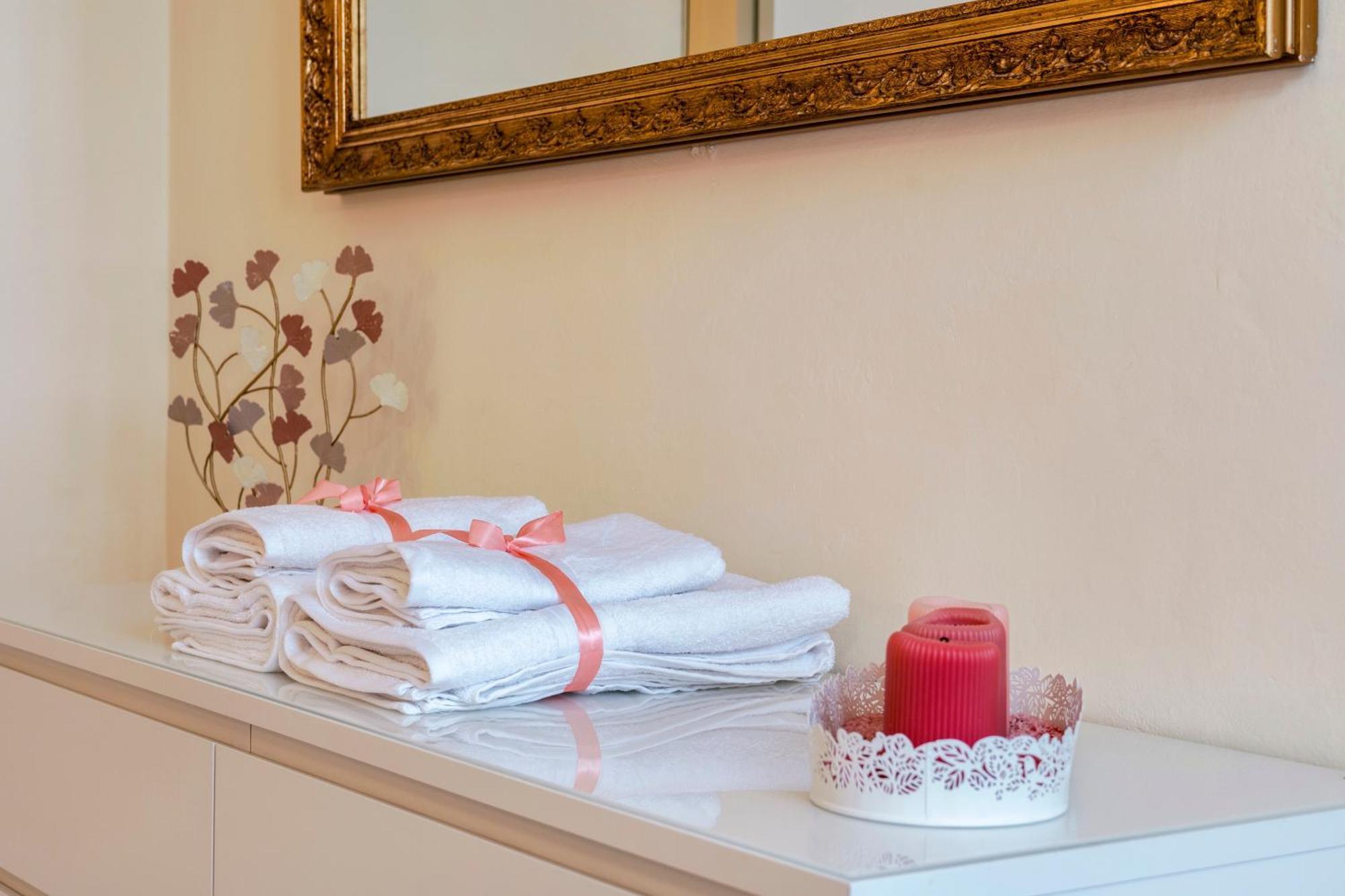 Iseo Portelle Holiday With Private Parking And Bike Storage Экстерьер фото